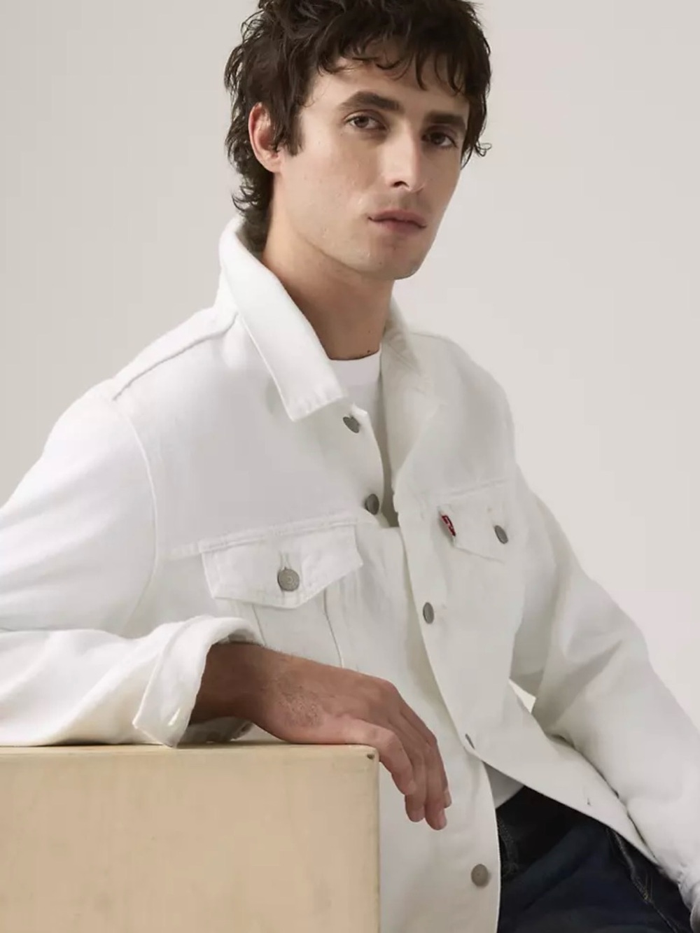 Levi's® Premium TRUCKER JACKET | White | Men’s Size Large - Picture 2 of 6